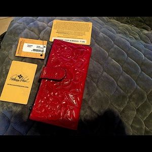 Patricia Nash Nazari wallet Rose tooled